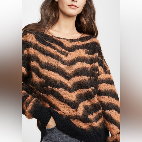 (Nude) sweater - Picture 1 of 7